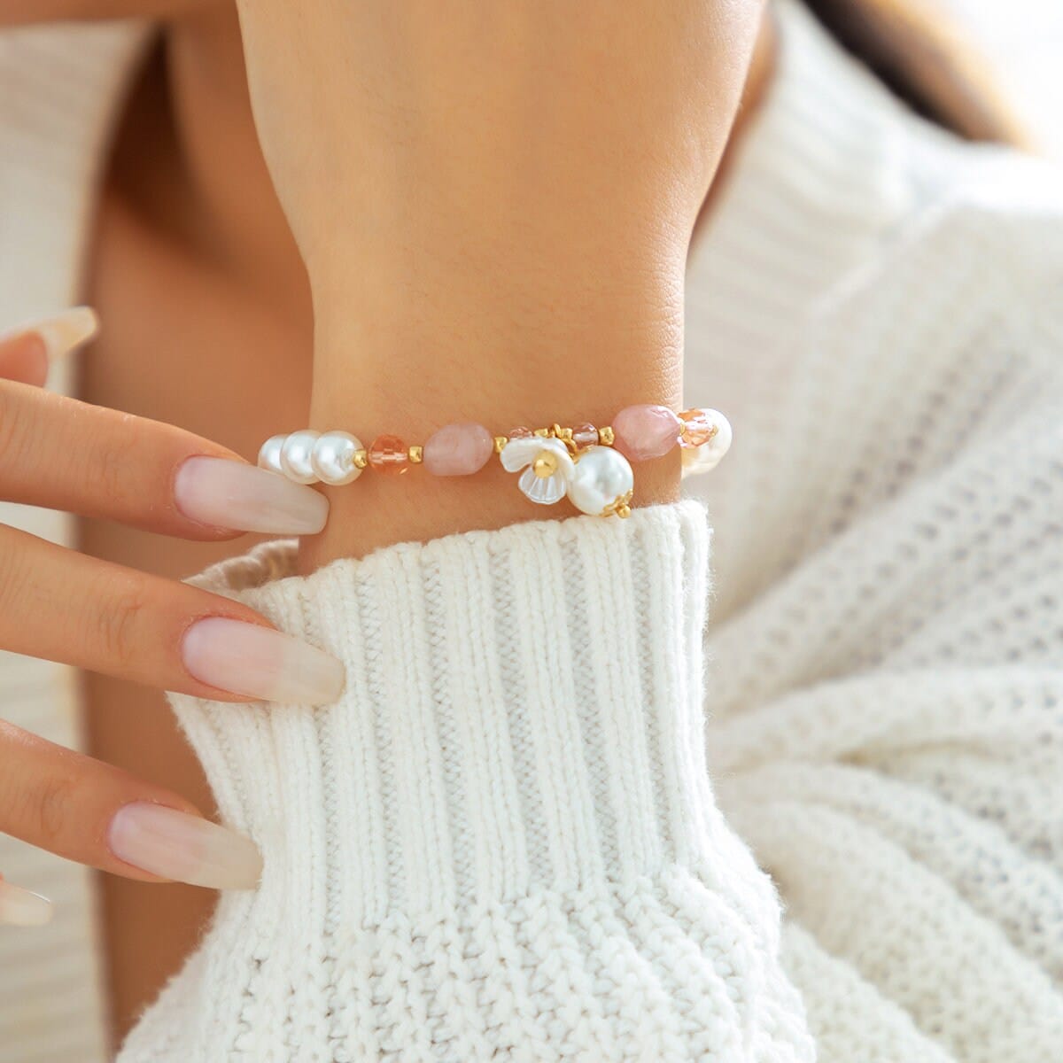 Boho Floral Charm Natural Crystal Pearl Chain Bracelet
