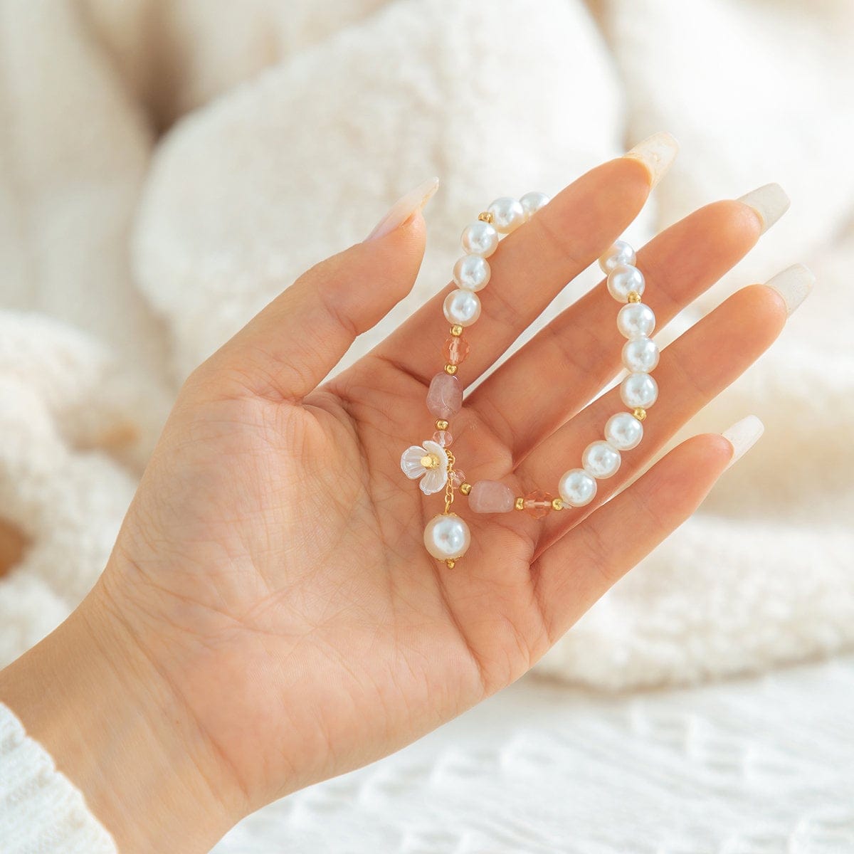 Boho Floral Charm Natural Crystal Pearl Chain Bracelet