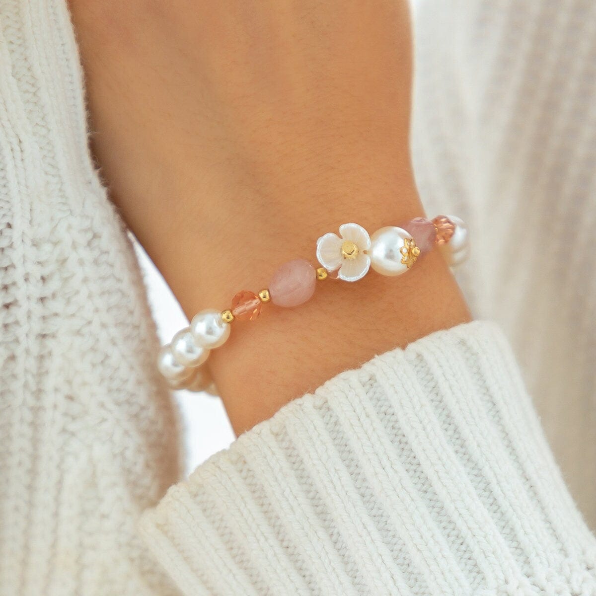 Boho Floral Charm Natural Crystal Pearl Chain Bracelet